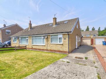 3 bedroom semi detached bungalow for sale