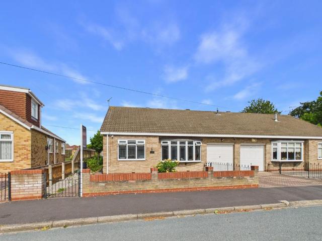 3 bedroom semi detached bungalow for sale
