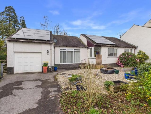 3 bedroom semi detached bungalow for sale