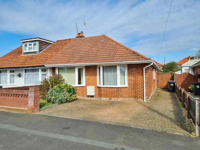 3 bedroom semi detached bungalow for sale