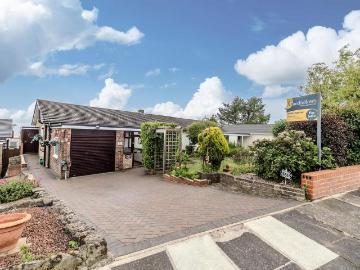 3 bedroom semi detached bungalow for sale