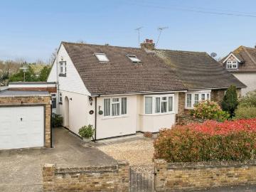 3 bedroom semi detached bungalow for sale