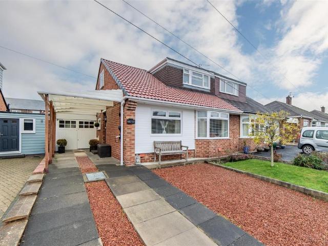 3 bedroom semi detached bungalow for sale