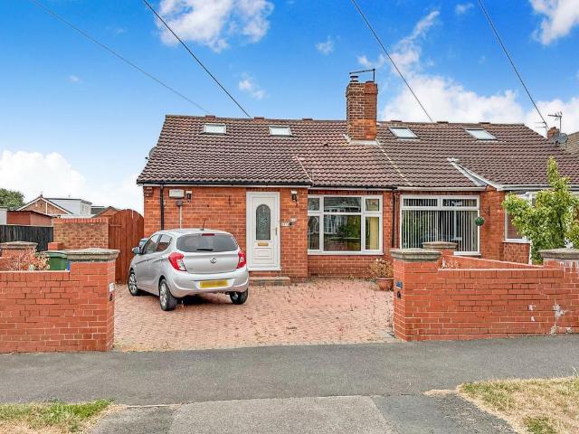 3 bedroom semi detached bungalow for sale