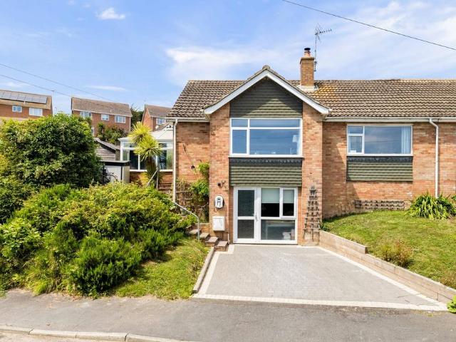 3 bedroom semi detached bungalow for sale
