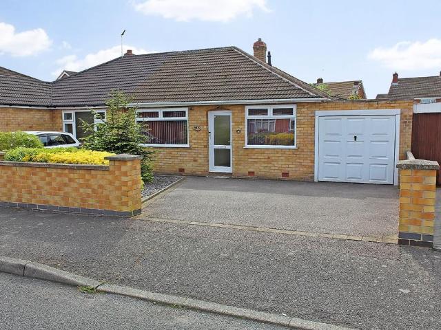 3 bedroom semi detached bungalow for sale