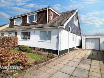 3 bedroom semi detached bungalow for sale