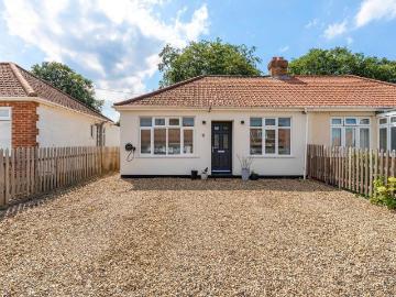 3 bedroom semi detached bungalow for sale