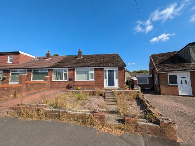 3 bedroom semi detached bungalow for sale