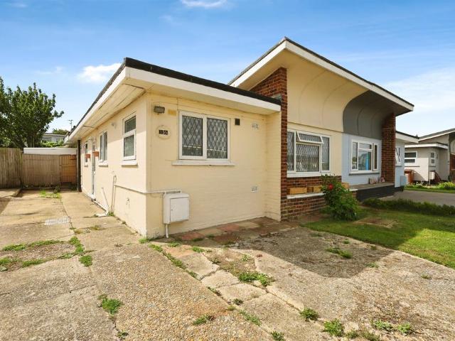 3 bedroom semi detached bungalow for sale