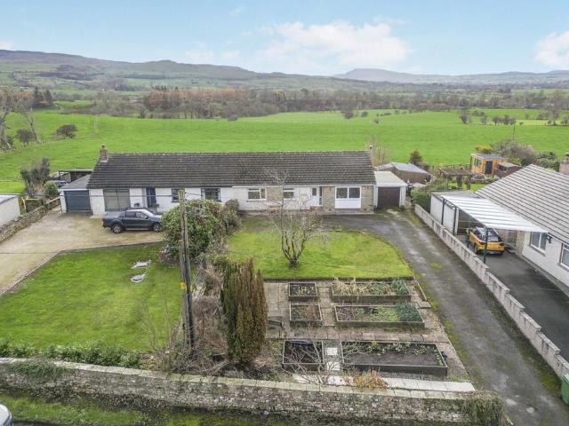 3 bedroom semi detached bungalow for sale