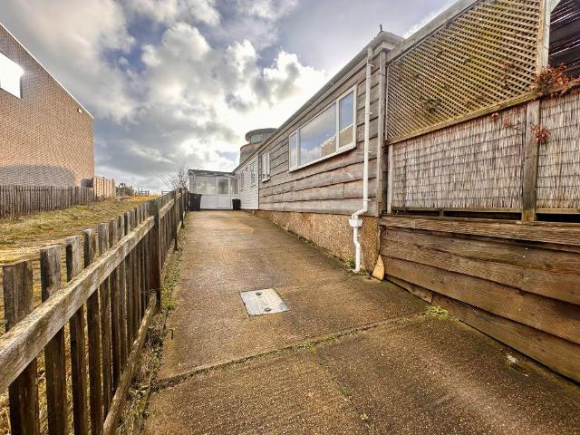 3 bedroom semi detached bungalow for sale