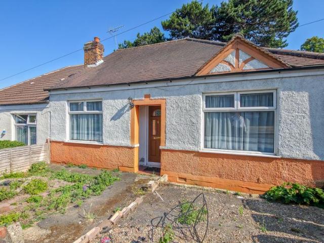3 bedroom semi detached bungalow for sale