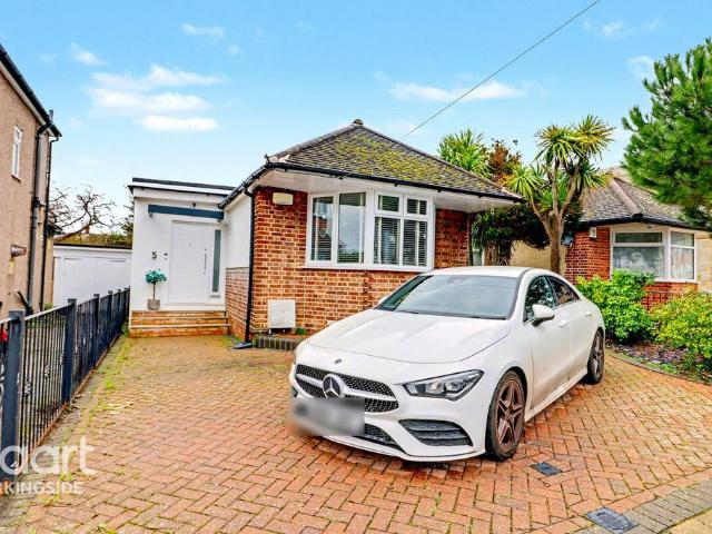 3 bedroom semi detached bungalow for sale