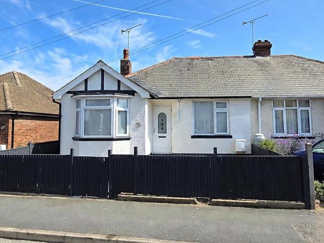 3 bedroom semi detached bungalow for sale