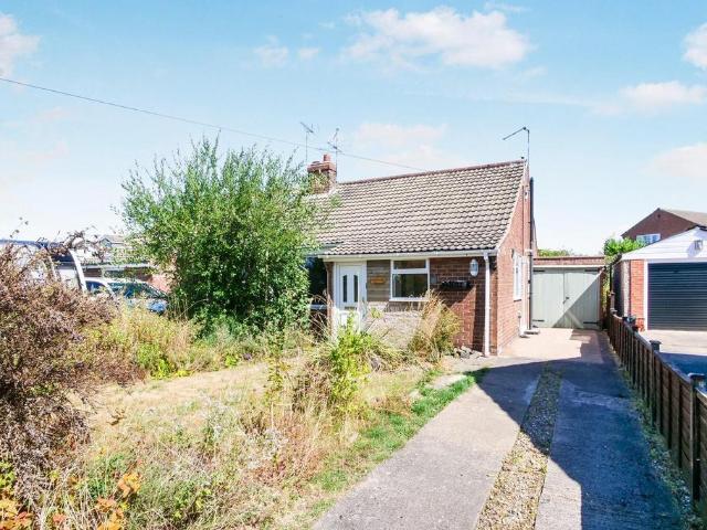 3 bedroom semi detached bungalow for sale