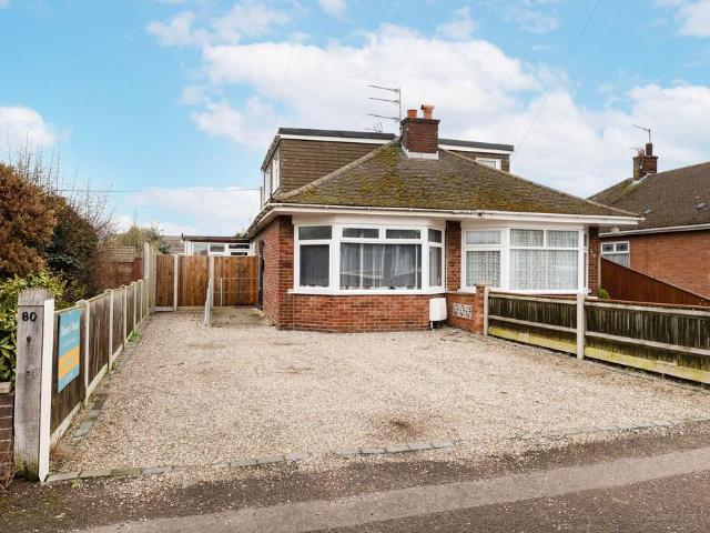 3 bedroom semi detached bungalow for sale