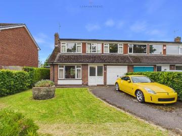 3 bedroom semi detached bungalow for sale