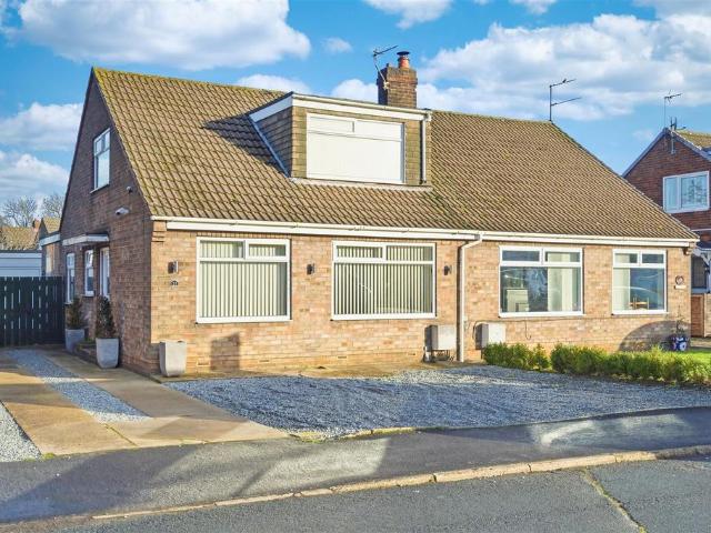 3 bedroom semi detached bungalow for sale