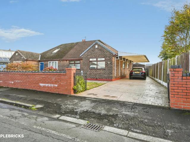 3 bedroom semi detached bungalow for sale