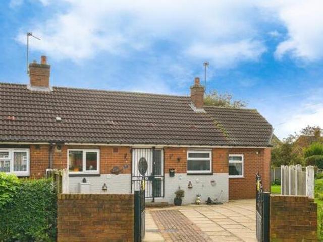 3 Bedroom Semi detached Bungalow For Sale In Leeds