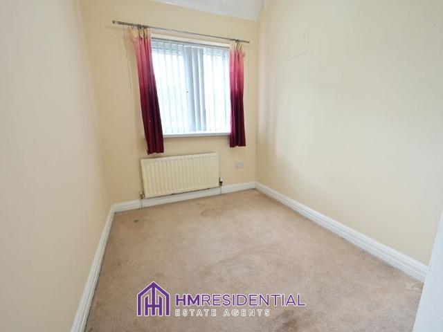 3 bedroom Semi Detached for rent on Royal Crescent, Fenham, Newcastle upon Tyne, NE4 9TQ Available 01/01/11/2026 £995.00