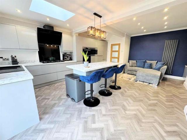 3 Bedroom Semi Detached House