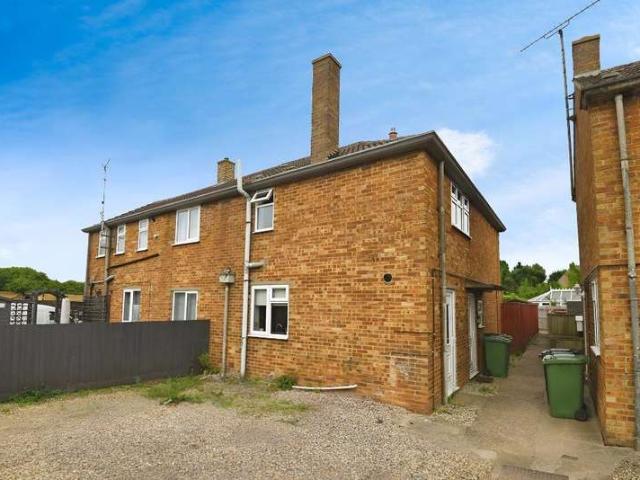 3 Bedroom Semi Detached House