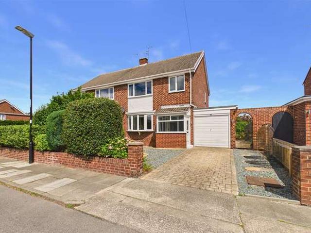 3 Bedroom Semi Detached House