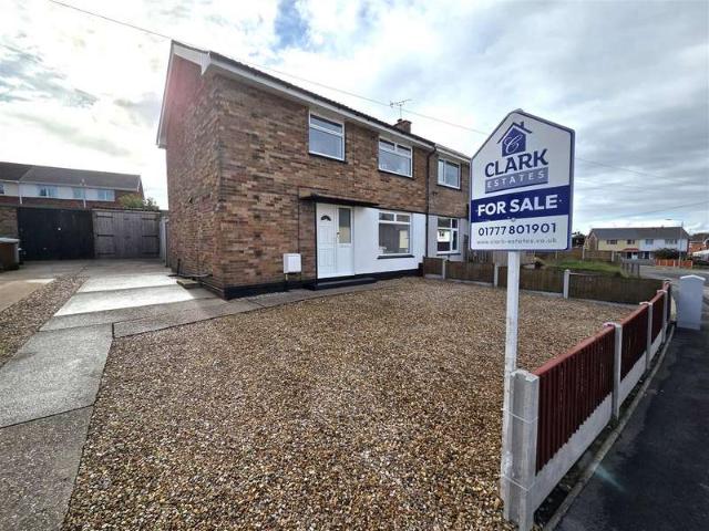 3 Bedroom Semi Detached House
