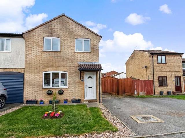 3 Bedroom Semi Detached House