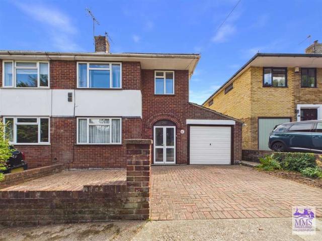 3 Bedroom Semi Detached House