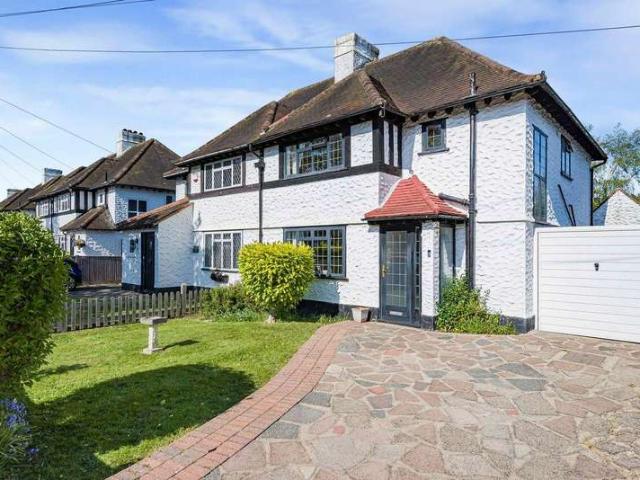 3 Bedroom Semi Detached House