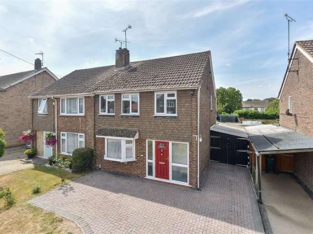 3 Bedroom Semi Detached House
