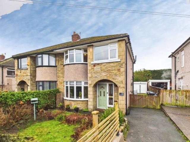 3 Bedroom Semi Detached House