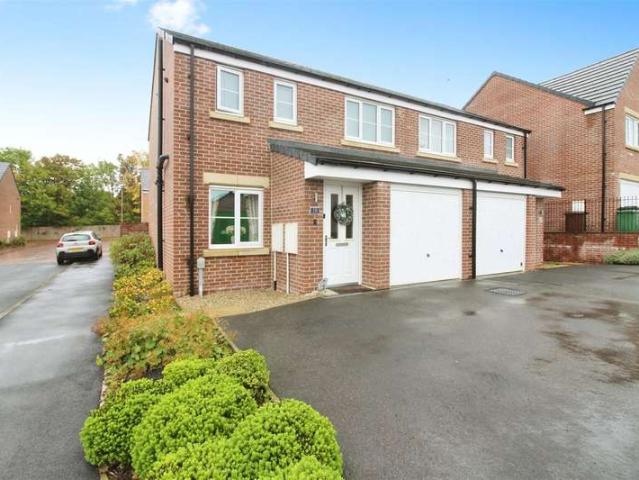 3 Bedroom Semi Detached House