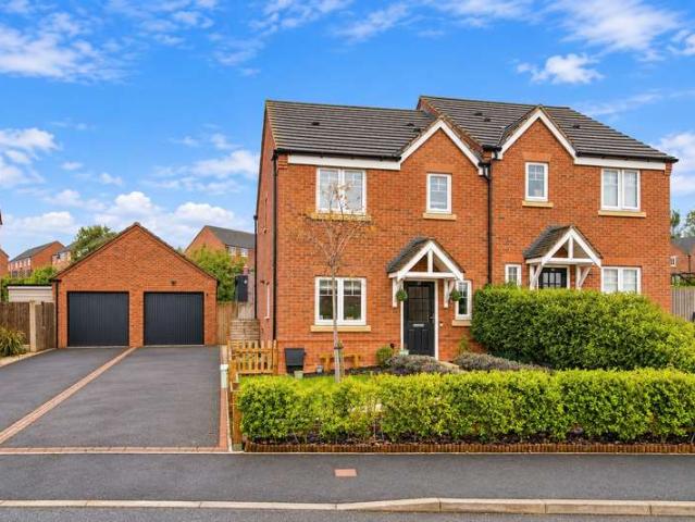3 Bedroom Semi Detached House