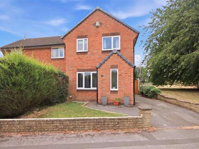 3 Bedroom Semi Detached House