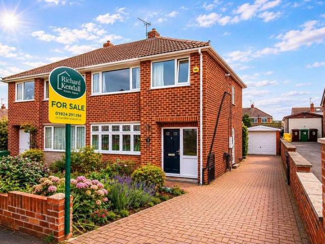 3 Bedroom Semi Detached House