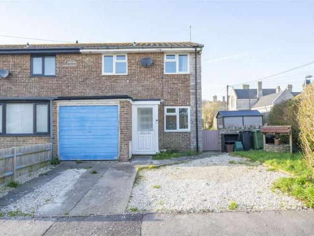 3 Bedroom Semi Detached House