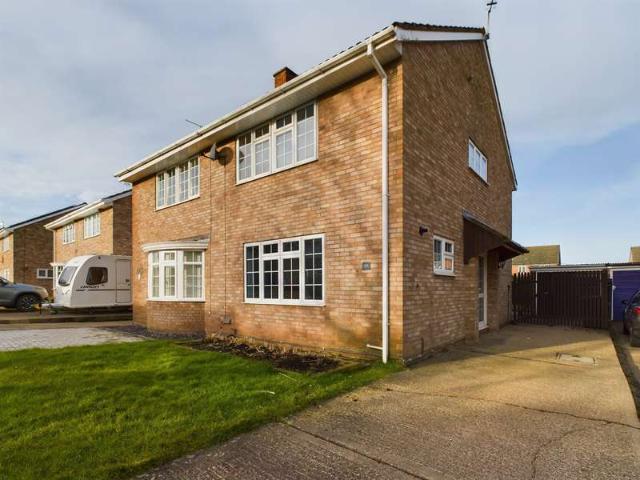 3 Bedroom Semi Detached House
