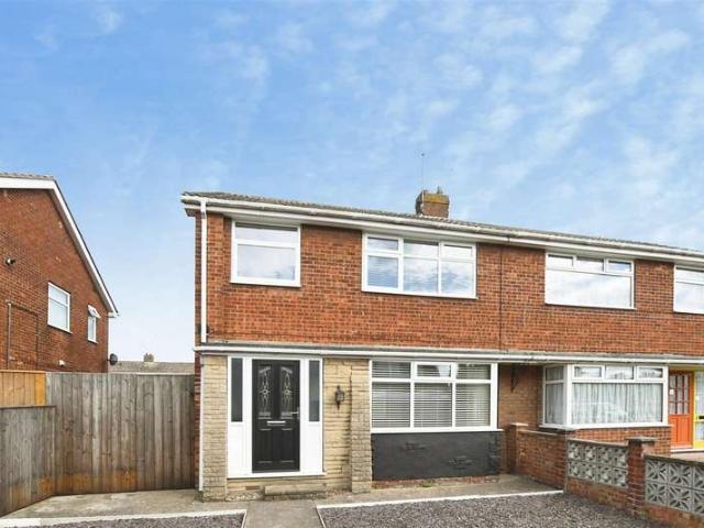 3 Bedroom Semi Detached House