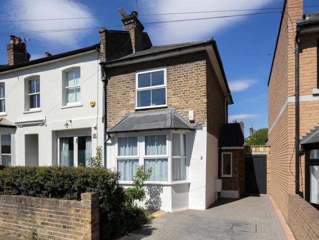 3 Bedroom Semi Detached House