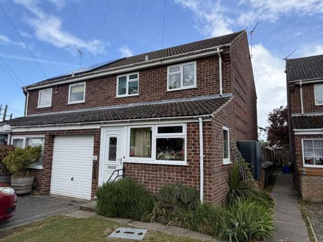 3 Bedroom Semi Detached House