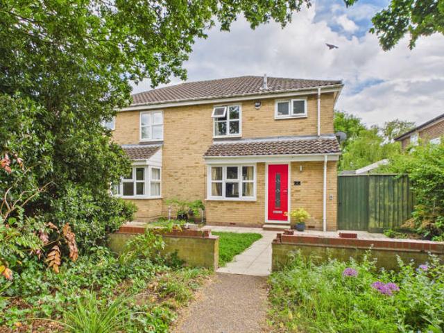 3 Bedroom Semi Detached House