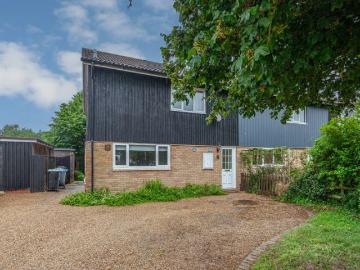 3 Bedroom Semi Detached House