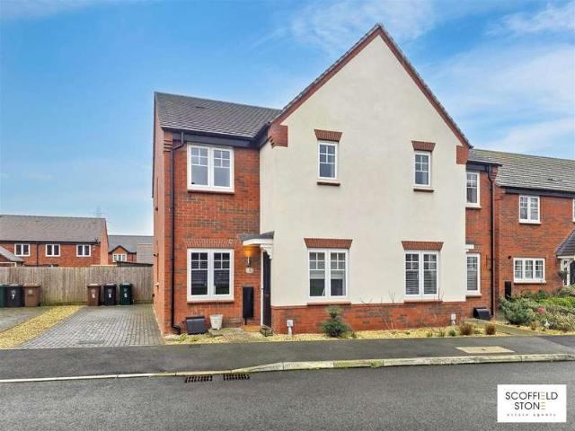 3 Bedroom Semi Detached House
