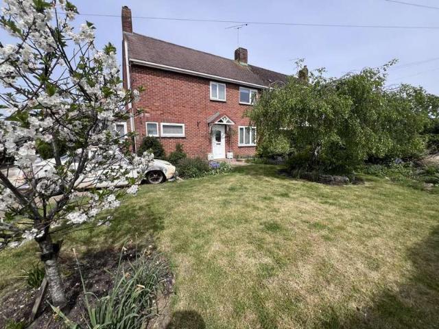 3 Bedroom Semi Detached House