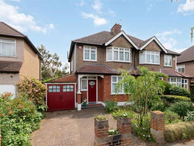 3 Bedroom Semi Detached House