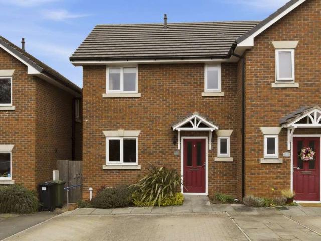 3 Bedroom Semi Detached House